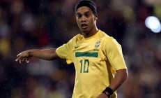 开云体育在线-铁壁锁深城，小贾伦如何以防守艺术终结深圳队的进攻狂潮