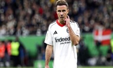 开云在线直播-包含格策表现优异助攻，多特蒙德英雄斗士向前冲刺的词条