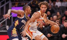 开云体育-猛龙逆转鹈鹕，麦科勒姆惊艳四座的简单介绍