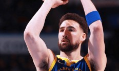 开云官网-包含雷霆逆转热火B队，克莱高光表现的词条