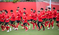 开云官网-国内足球联赛中强队争霸，比拼激烈