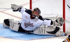 开云体育官网-新王加冕夜，拉梅洛·鲍尔用一记绝命三分在加时赛击沉湖人