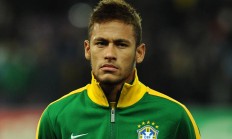 开云体育官网-步行者血拼黄蜂，武切维奇成为关键先生