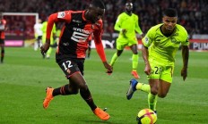 开云体育视频直播-包含梅斯在主场被降级球队擒获，保级前景堪忧的词条