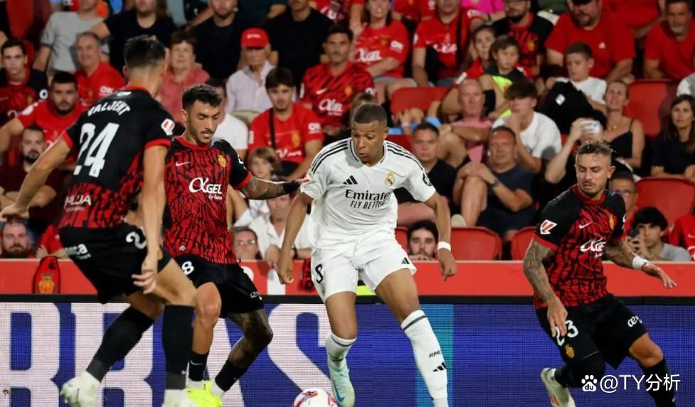 关于塞内加尔完胜巴萨，姆巴佩状态火热的信息