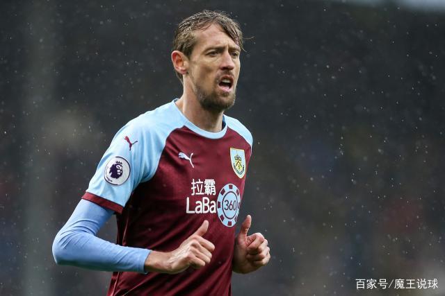 包含斯特拉斯堡主场告捷，士气大振的词条