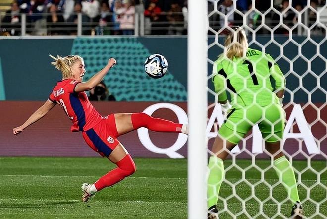 日本女足队员突破记录，刷新进球次数的简单介绍