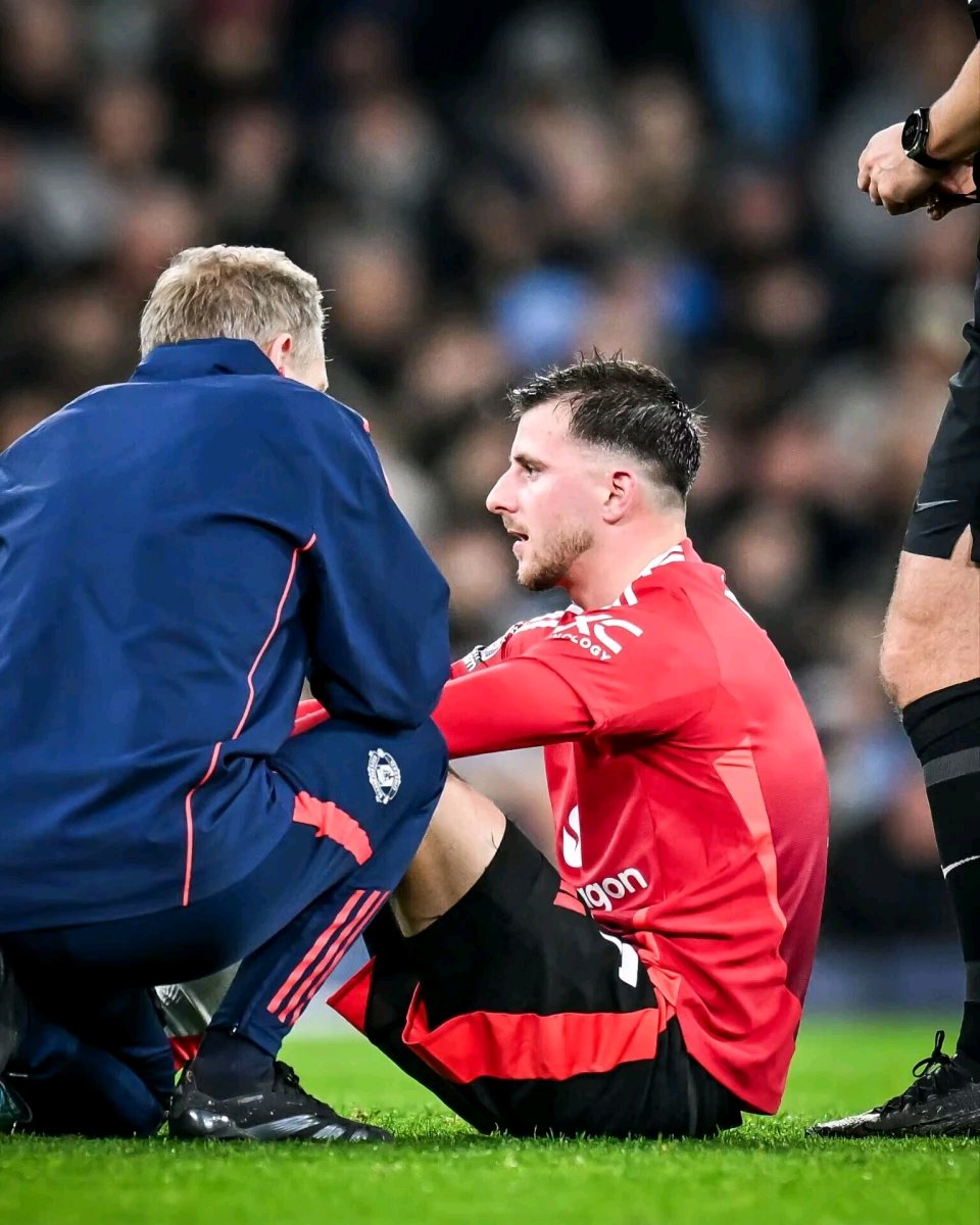 曼联前锋送出精彩助攻,赢得球迷掌声的简单介绍 曼联前锋送出精彩助攻,赢得球迷掌声的简单介绍