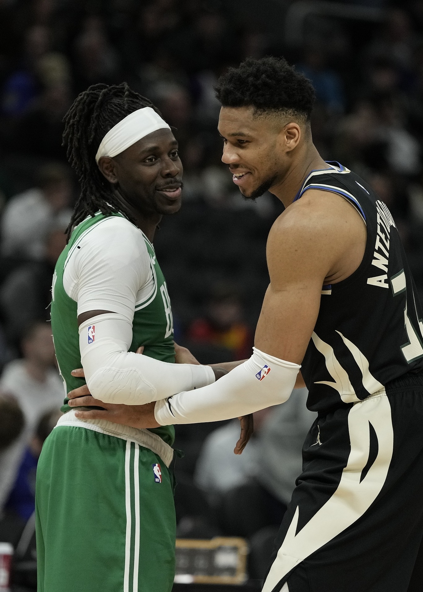 包含雄鹿B队力克黄蜂,米尔萨普关键制胜的词条 包含雄鹿B队力克黄蜂,米尔萨普关键制胜的词条