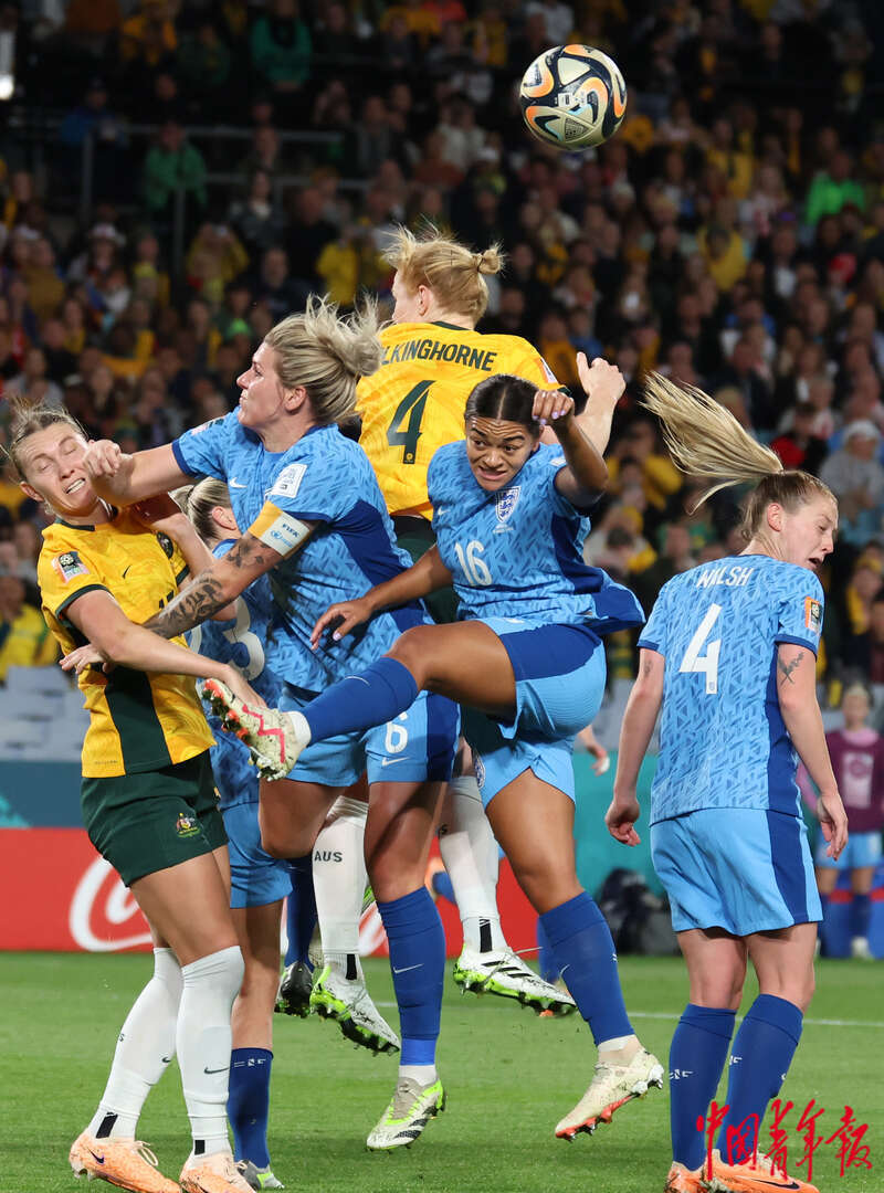 英格兰完胜巴黎，迪马利亚惊艳世界