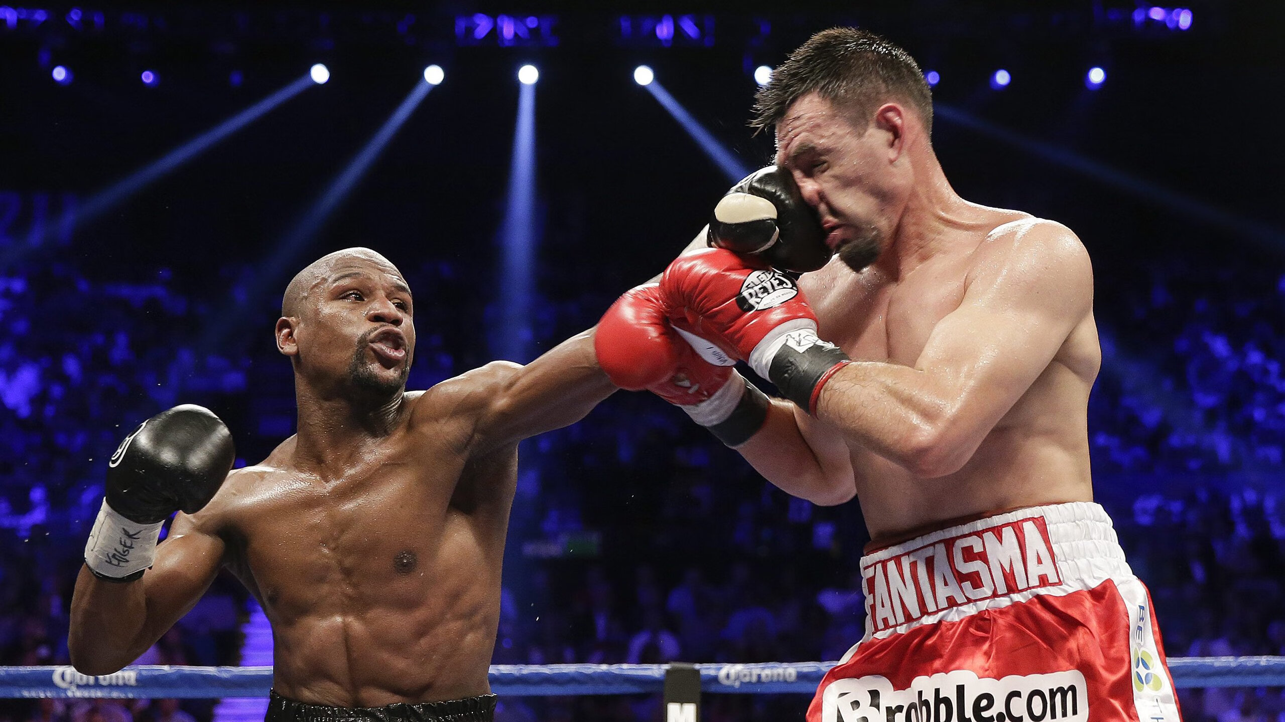 武切维奇爆发点燃活塞，末节一波流带走篮网