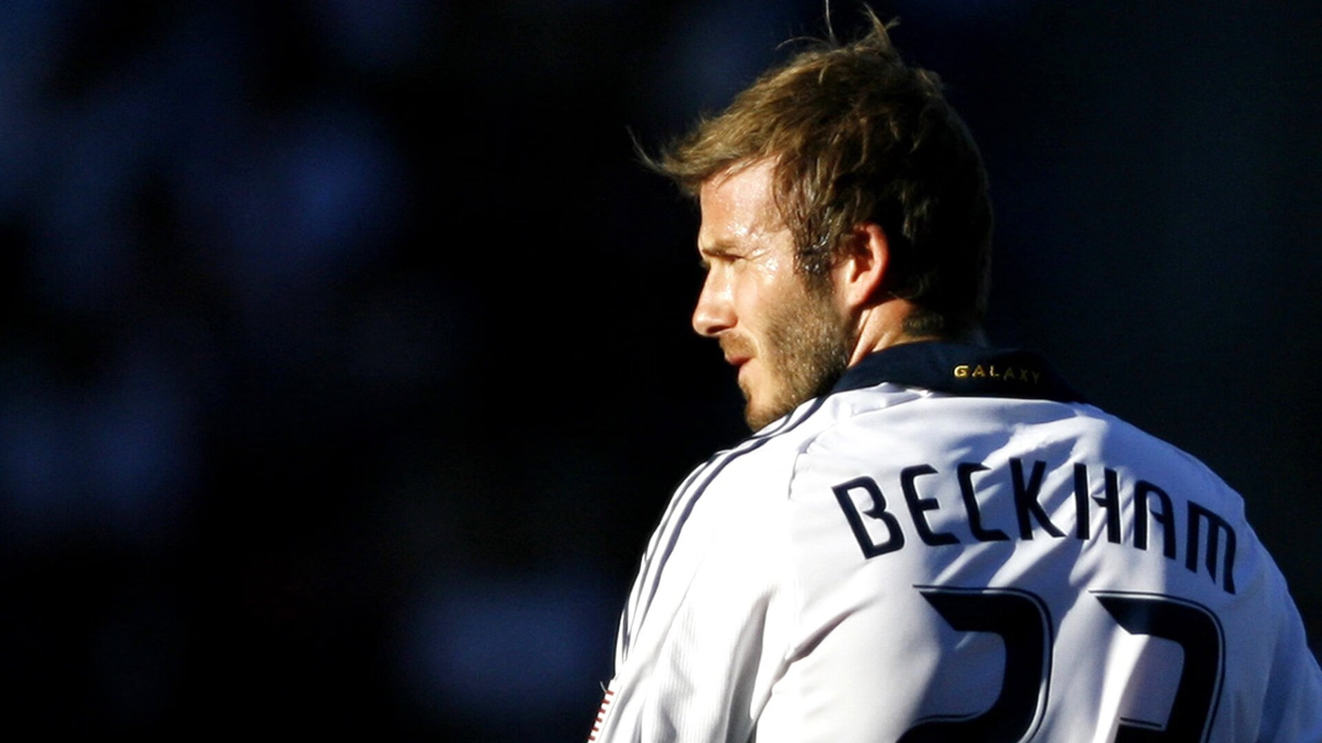 德甲争冠夜，哈登式掌控，当篮球智慧照亮绿茵场