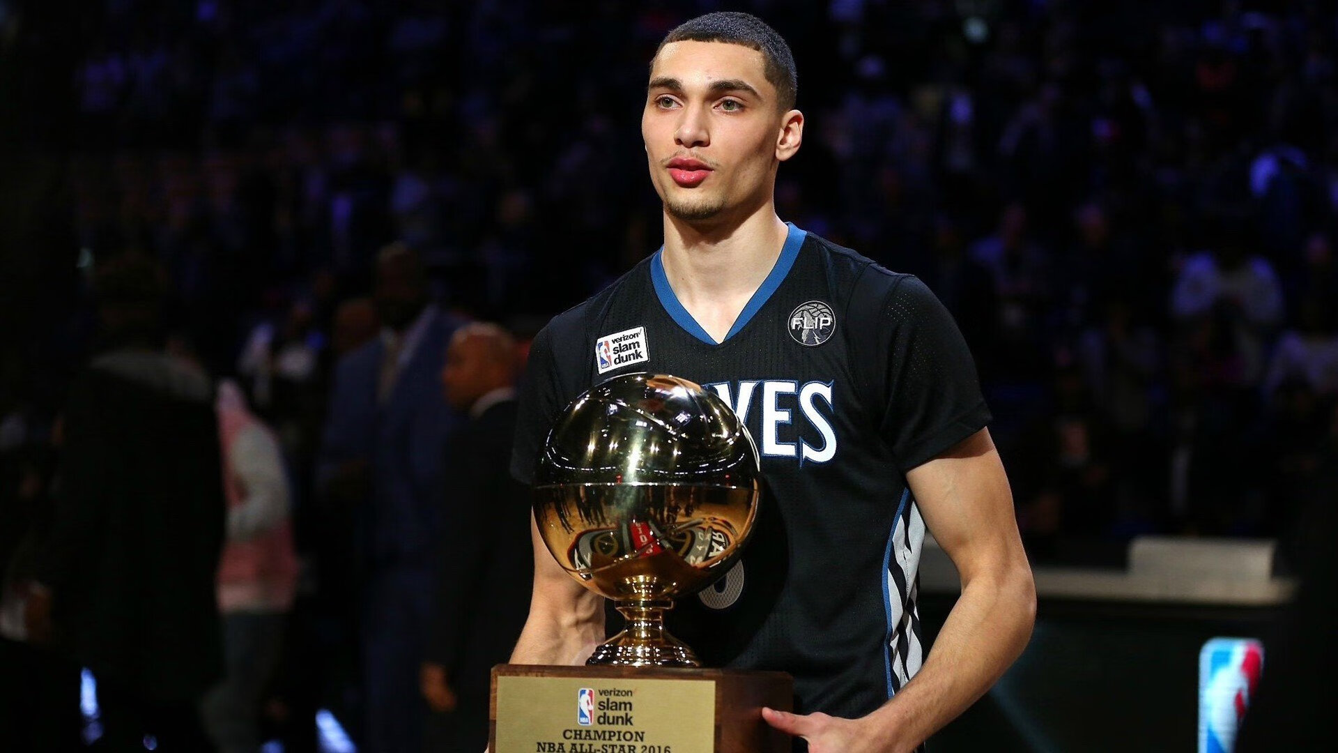 罗德里一锤定音！委内瑞拉生死战擒喀麦隆，绝境中诞生的关键先生